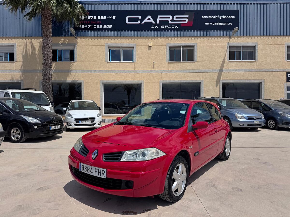 RENAULT MEGANE 1.4 AUTHENTIQUE SPANISH LHD IN SPAIN 75000 MILES SUPER 2006